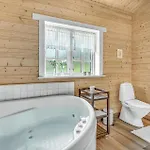 4 Bedroom Amazing In Nexo *