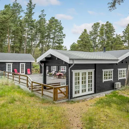 Awesome In Nex With Wifi Holiday home Vester Somarken